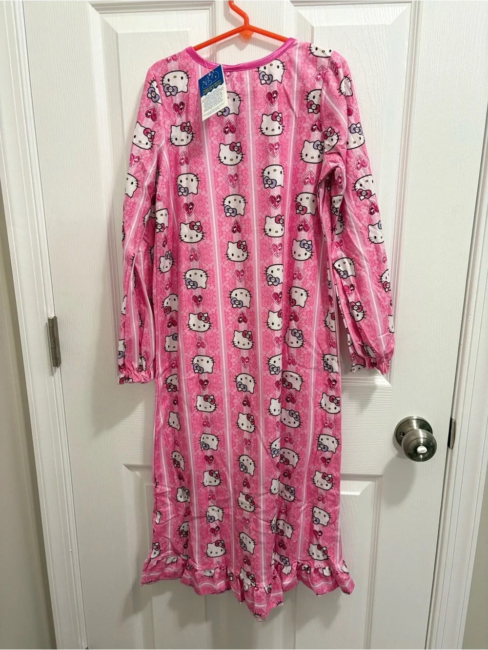 Hello Kitty soft pink